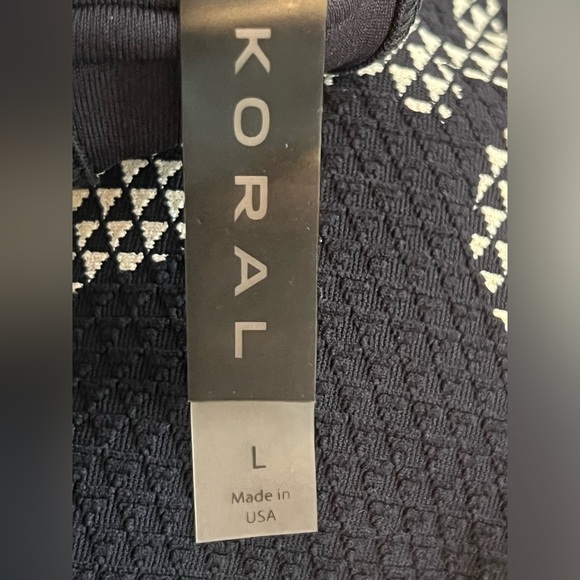 Like New KORAL by Ilana Kugel Submerge Sports Tank Athletic Top | Black | Large - Picture 12 of 17